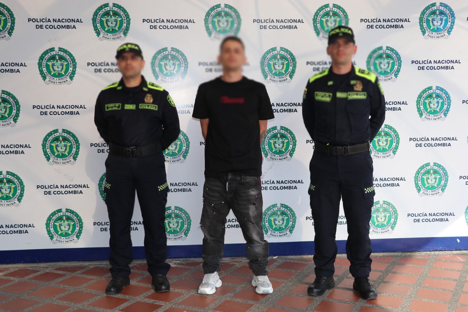 Capturado por golpear a su expareja y quemarle la casa (foto: Policía Nacional)