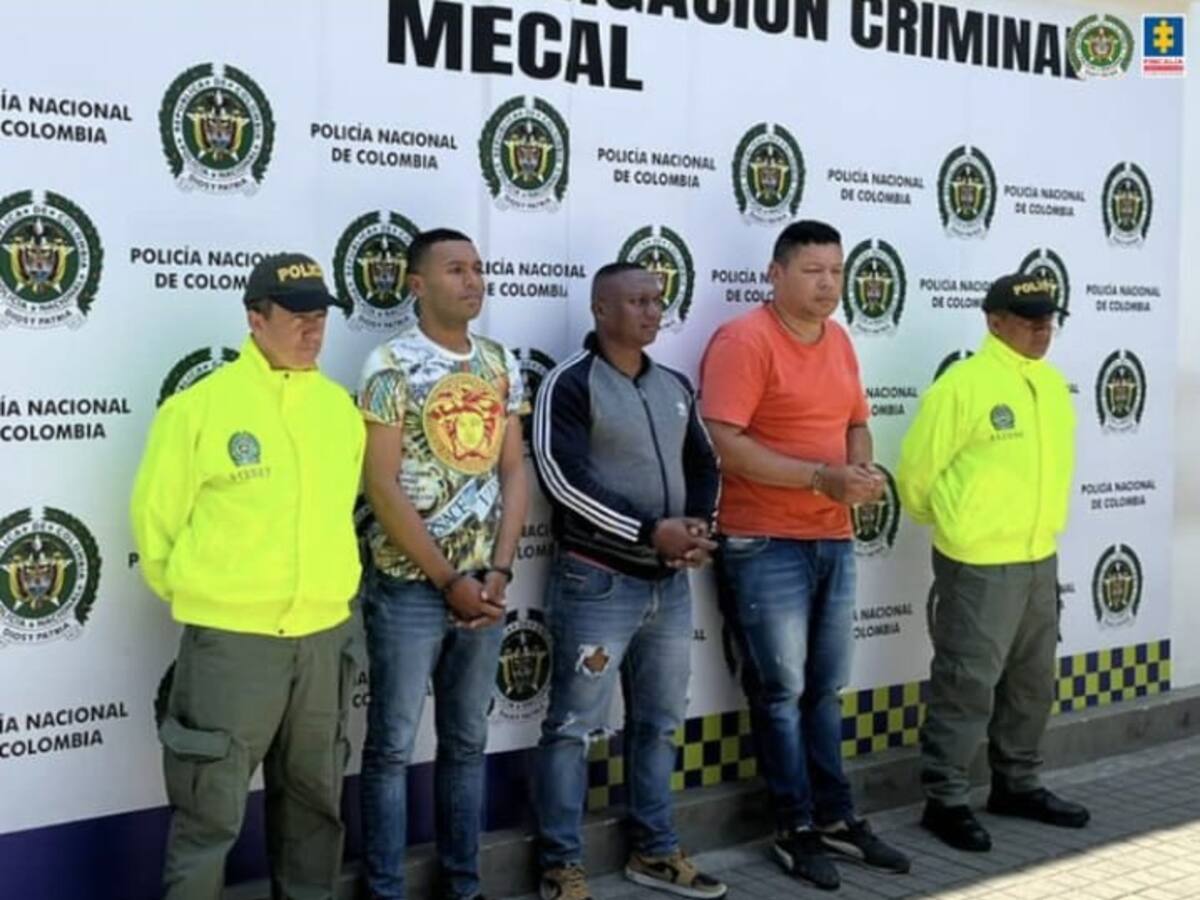 Capturan en el Valle a dos policías que trabajarían para disidencias de las Farc