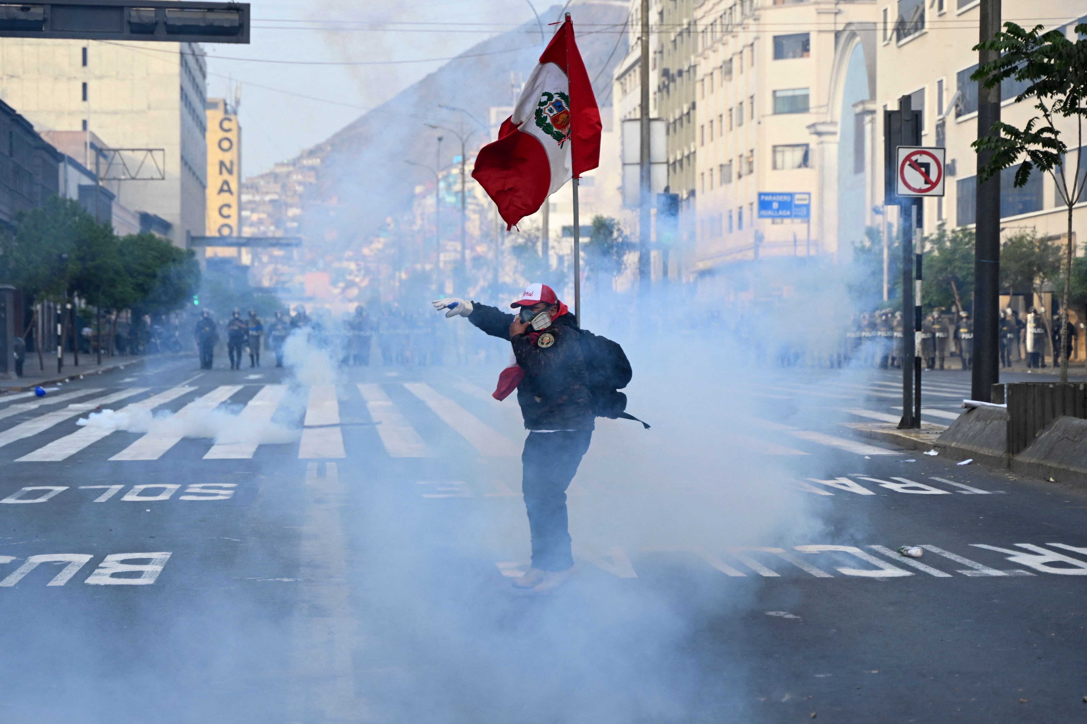 Manifestaciones en Perú. (Photo by ERNESTO BENAVIDES/AFP via Getty Images)