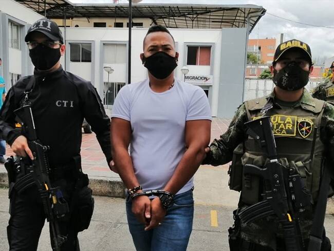 El capturado, oriundo de Valparaíso, Caquetá, fue puesto a disposición de la Fiscalía . Foto: Ejército Nacional