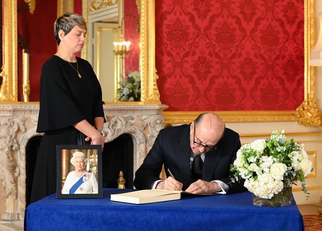 Verónica Alcocer y Álvaro Leyva. Foto: Cancillería