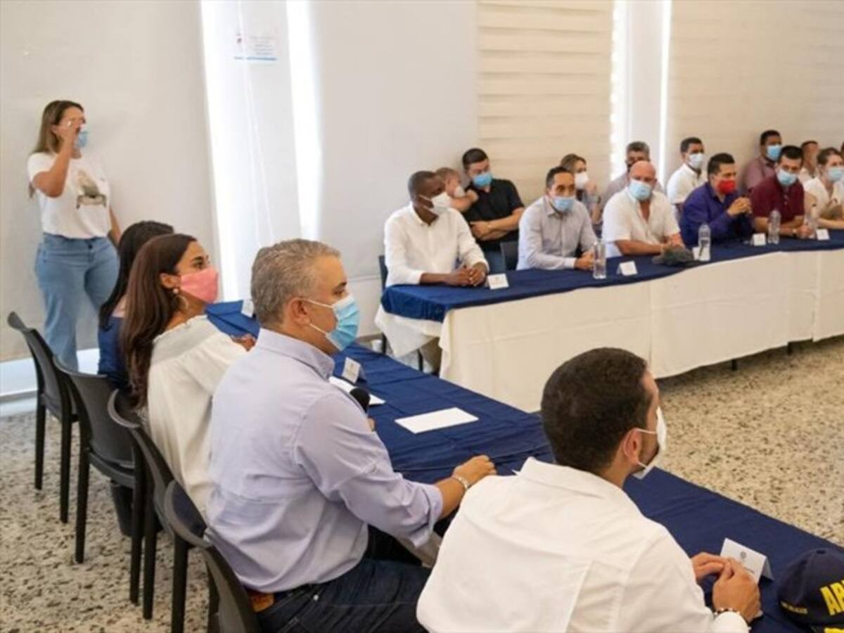 Se asegurará un corredor logístico desde Buenaventura con la Fuerza Pública: Duque