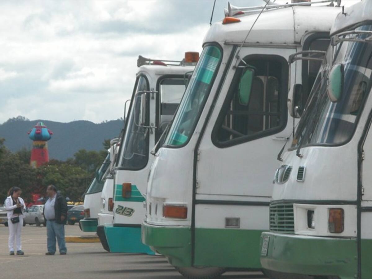 Transporte intermunicipal sufre millonarias pérdidas por bloqueos en vía Panamericana