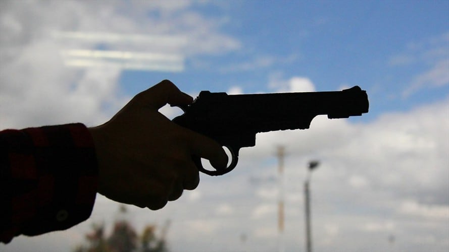 En medio de una confrontación entre dos miembros de la Policía Nacional y un grupo de habitantes, un hombre perdió la vida a causa de un disparo. Foto: Colprensa