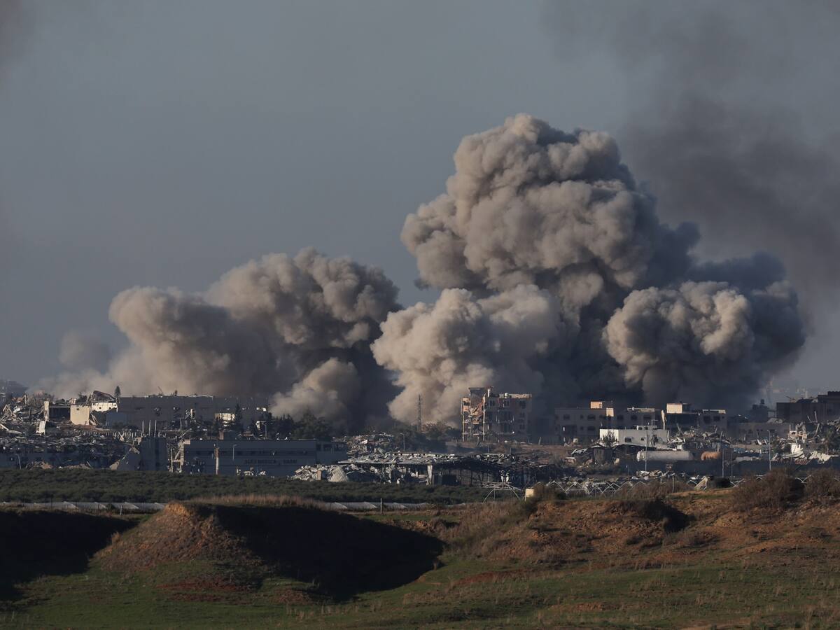 Decenas de muertos y heridos tras noche de intensos bombardeos en toda la Franja de Gaza