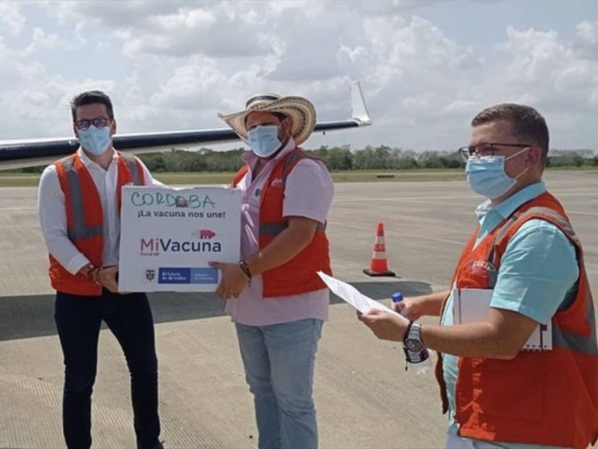 Llegan a Córdoba 1.332 vacunas contra el COVID-19