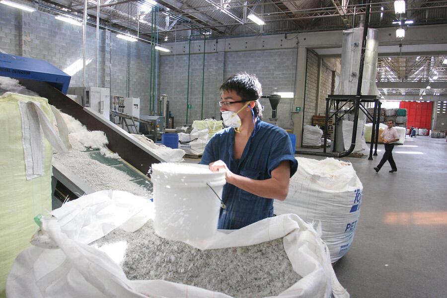 Enka, líder del reciclaje de botellas, finalizó proceso de reestructuración. Foto: Colprensa