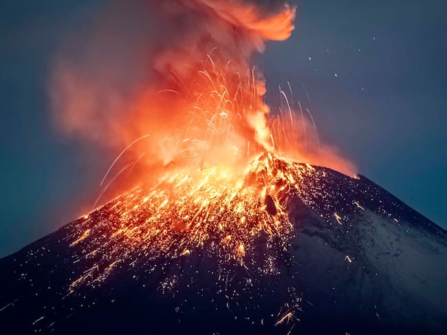Volcán Popocatépetl. (Photo by ERIK GOMEZ TOCHIMANI/AFP via Getty Images)
