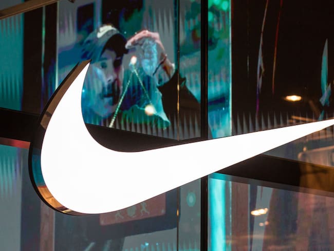 Logo de Nike. Foto: Karol Serewis/SOPA Images/LightRocket via Getty Images