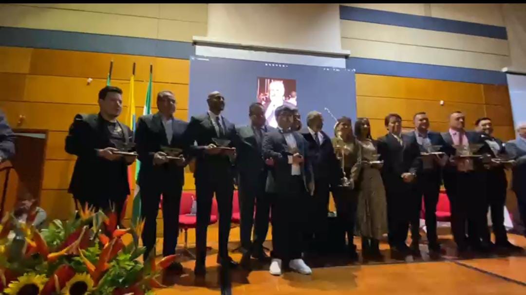 Cristian Eduardo Stapper, vicepresidente  de relacionamiento externo de la Federación Nacional de Comerciantes, Fenalco, durante La Noche de los Mejores en Tunja / Foto: W Radio.