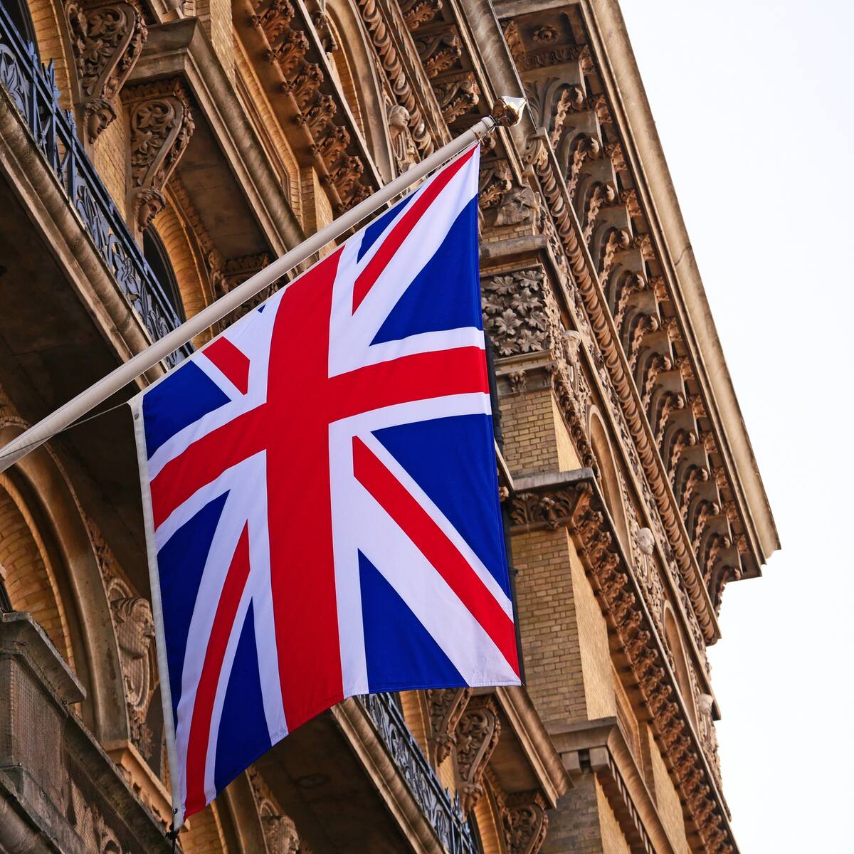 Nuevas encuestas predicen una victoria laborista histórica en elecciones británicas