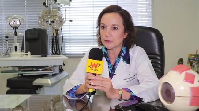 Ana María Mejía, Oftalmóloga especialista en Plástica Ocular de la Clínica Clofán.