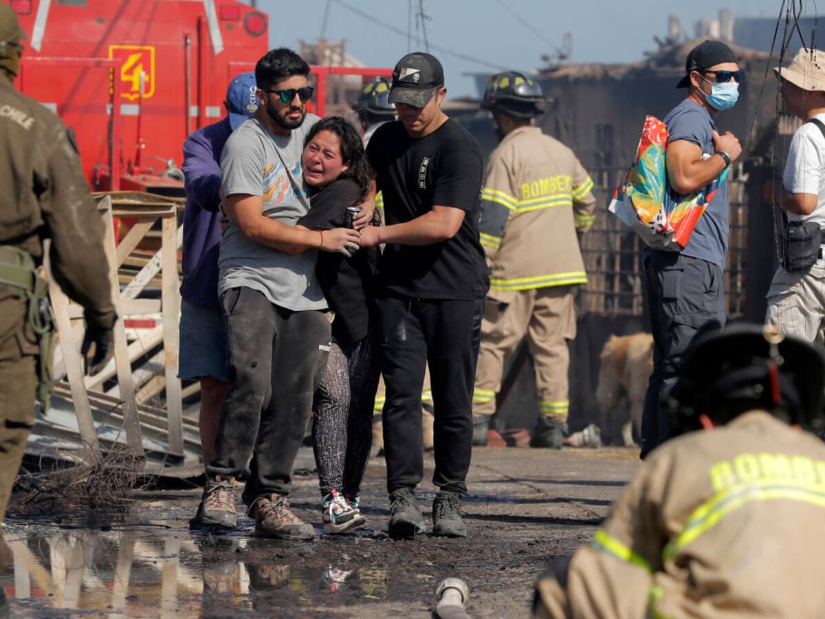 Aumenta a 13 el número de muertos por incendios forestales en Chile