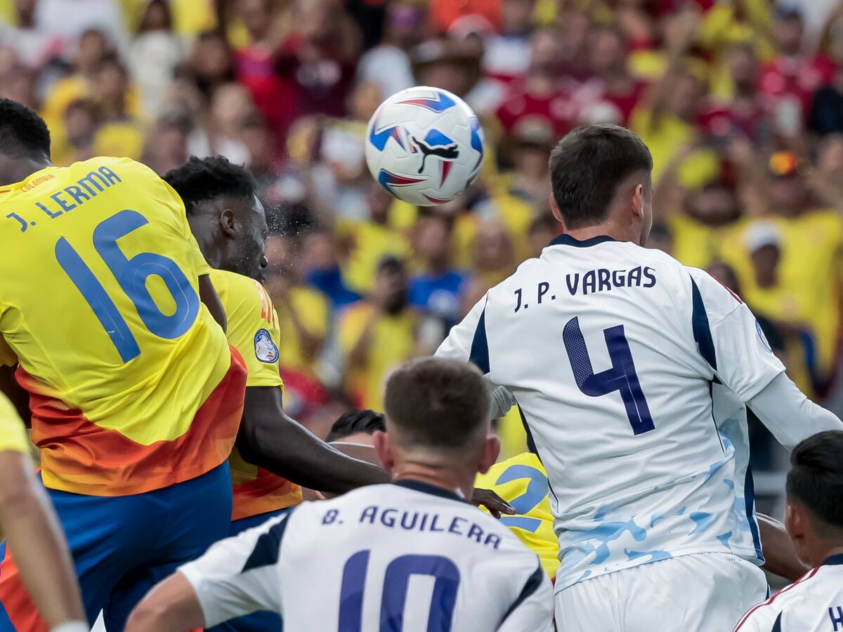 Colombia se defiende bien, es difícil pasarlos: Juan Pablo Vargas, jugador de Costa Rica