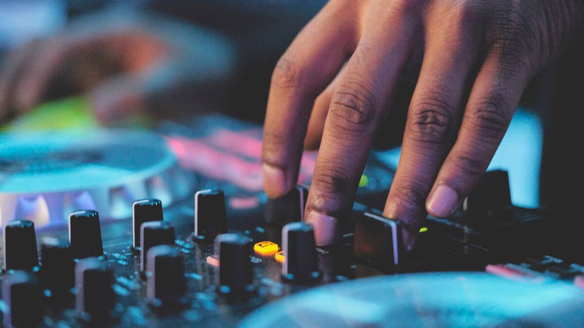 Productor Bruno Borlone: “las buenas canciones pueden sonar en cualquier ritmo”