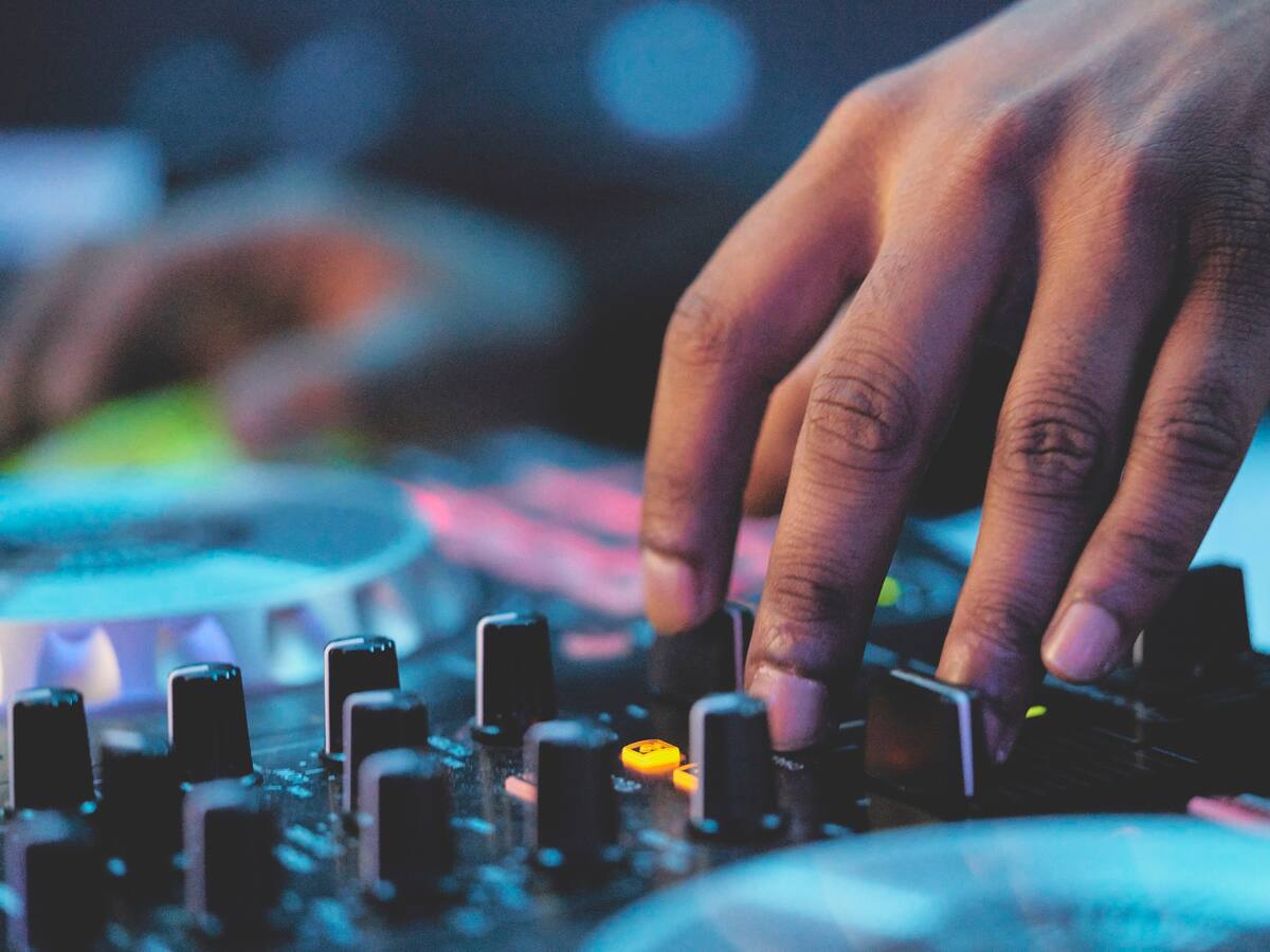 Productor Bruno Borlone: “las buenas canciones pueden sonar en cualquier ritmo”
