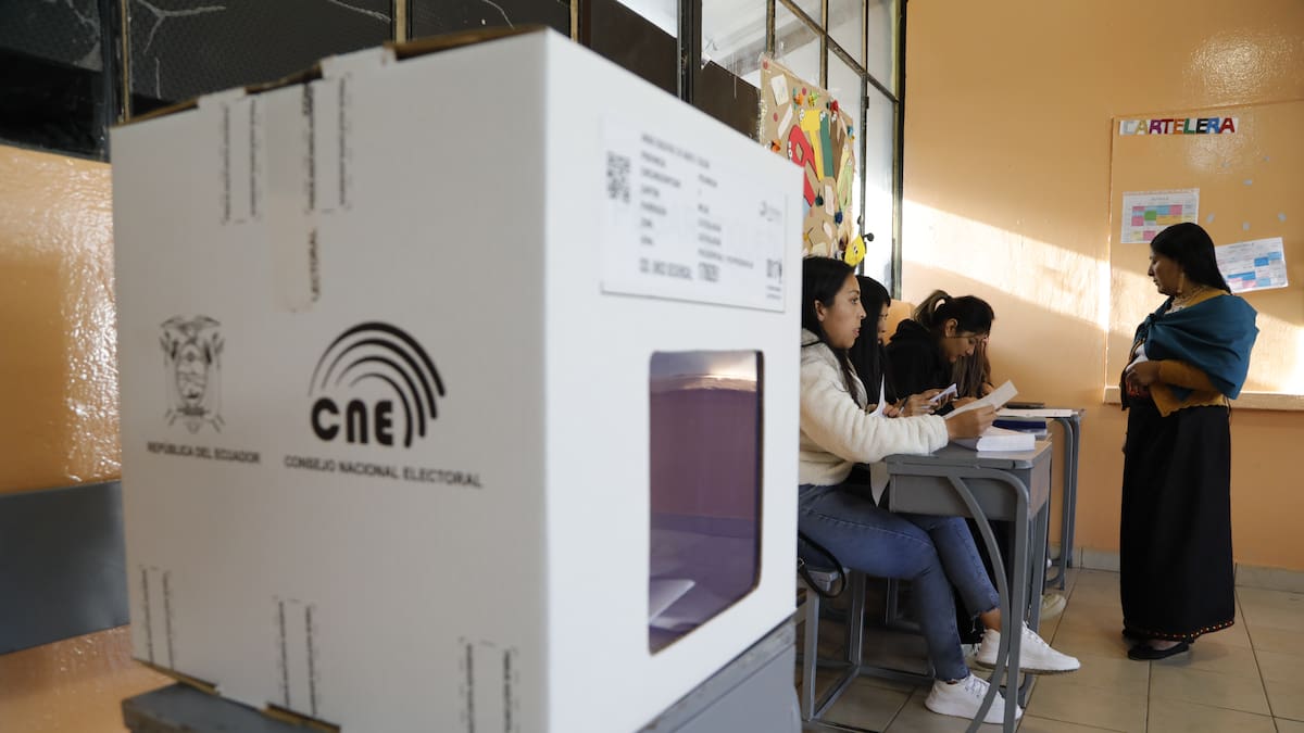 “Elecciones en Ecuador están muy apagadas por la violencia política”: analista