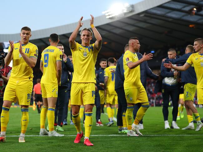 Selección de Ucrania derrotó a Escocia en el repechaje para el Mundial de Qatar 2022 (Photo by Robbie Jay Barratt - AMA/Getty Images)