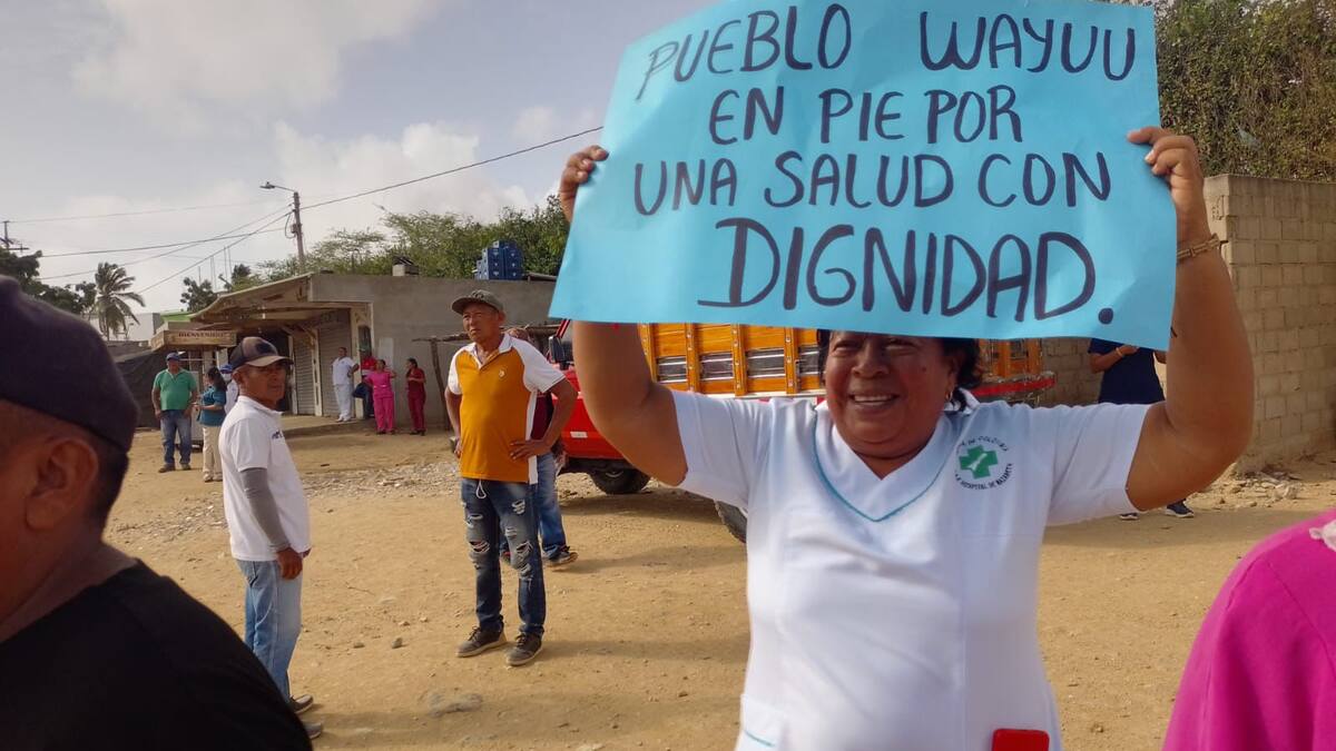 Trabajadores del Hospital de Nazareth levantan paro tras acuerdos con Supersalud