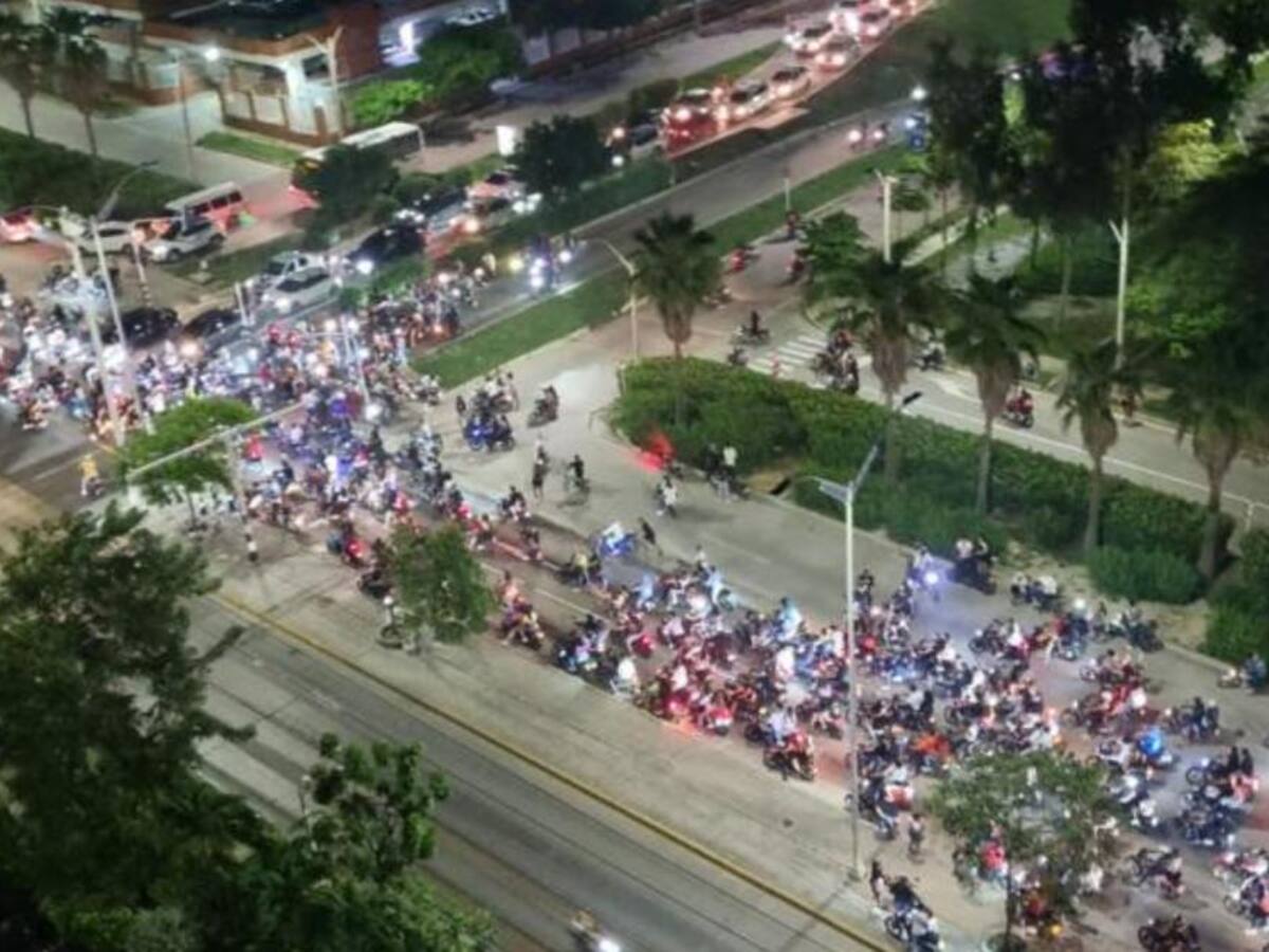 Policía impuso 350 comparendos por caravana de motociclistas no autorizada en Barranquilla