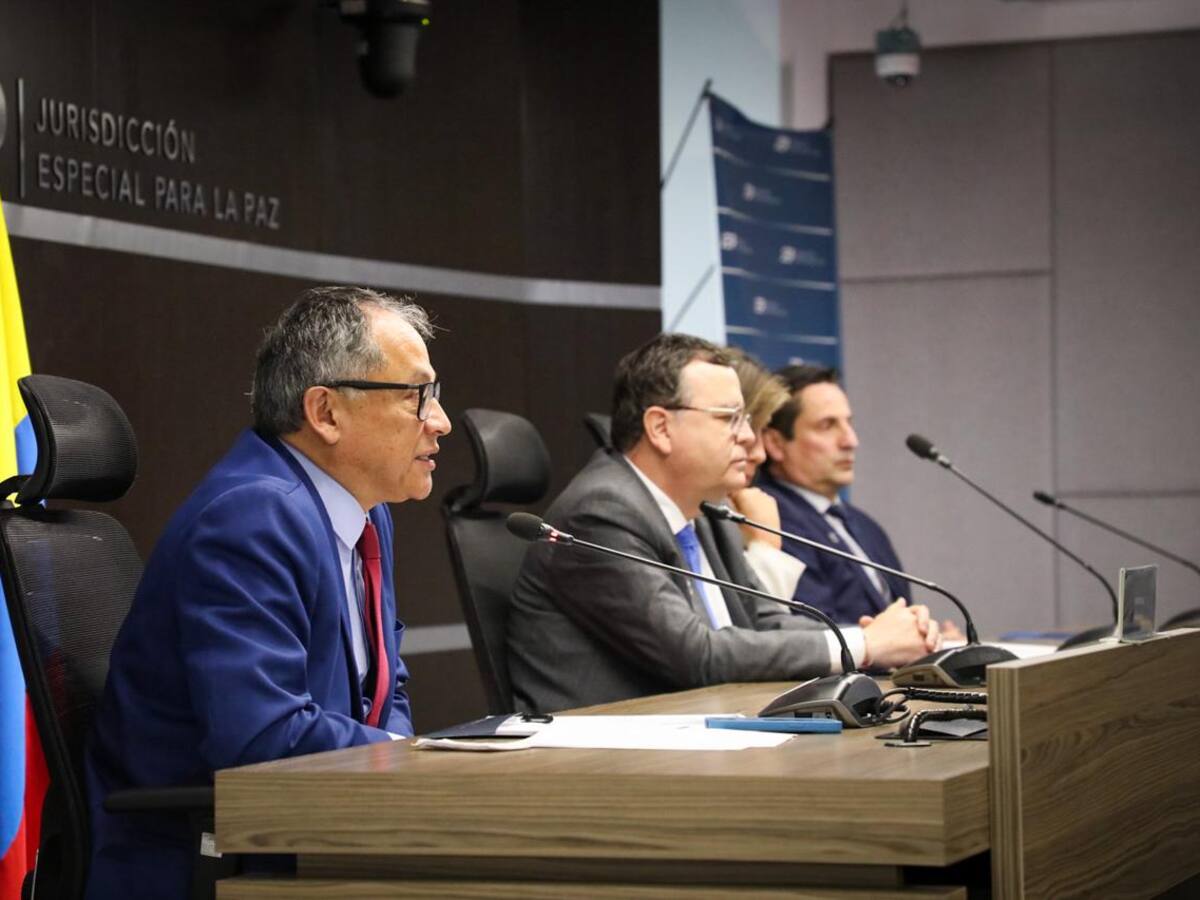 JEP cierra procesos y elimina antecedentes de 36 militares tras aportar a la verdad