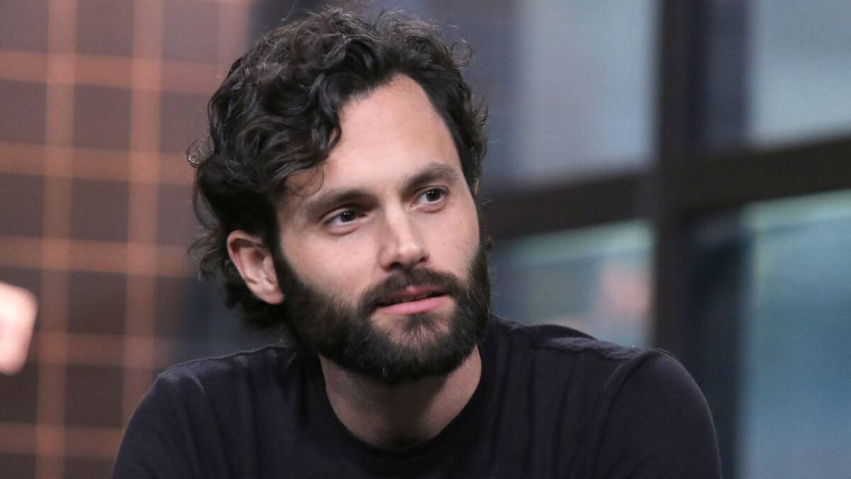 En esta cuarta temporada de “You” funciona el tono de misterio: Penn Badgley