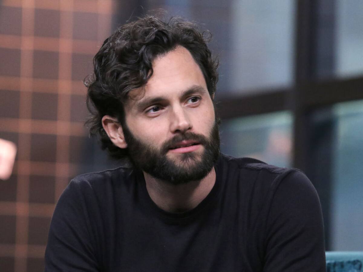 En esta cuarta temporada de “You” funciona el tono de misterio: Penn Badgley