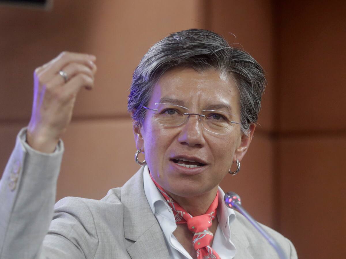 Claudia López responde a fuerte mensaje de exrepresentante Navas Talero