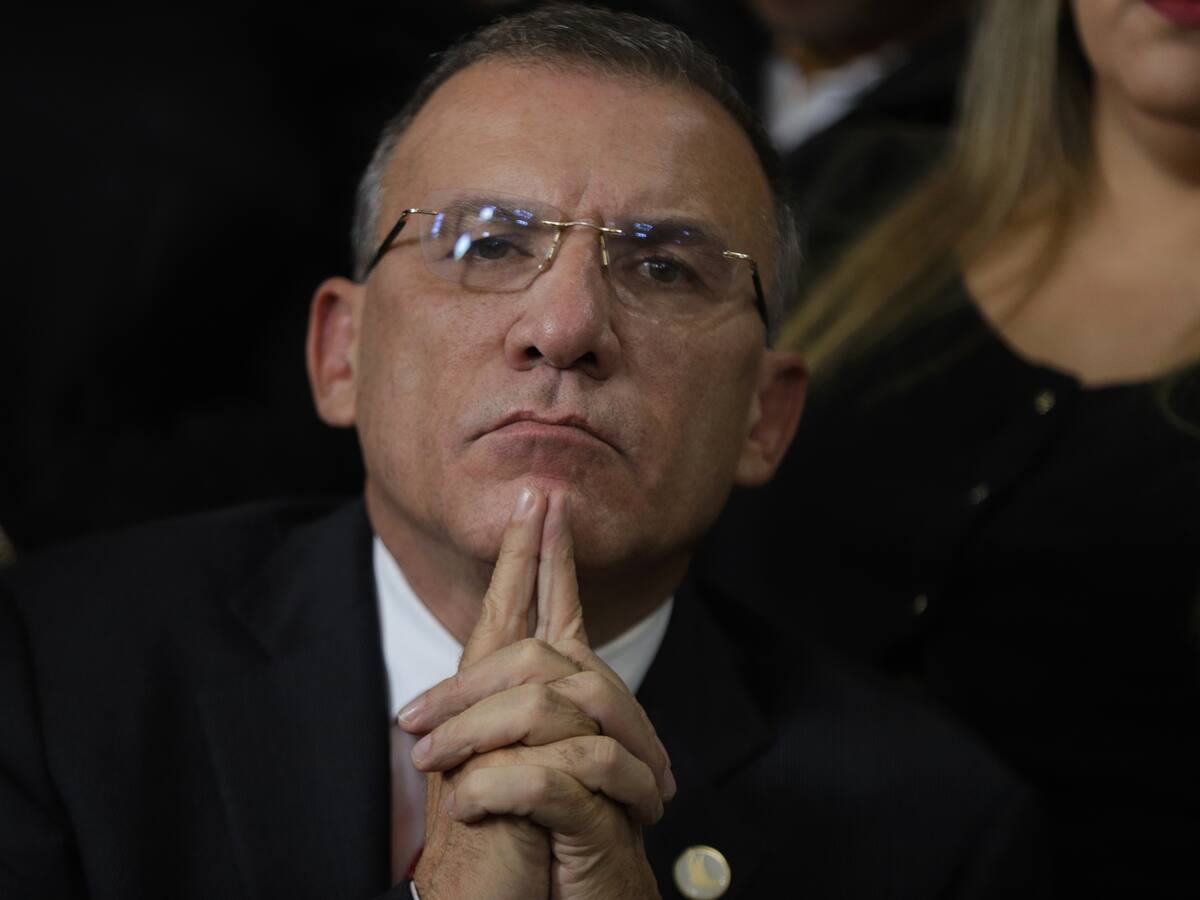 Roy Barreras y Cambio Radical se enfrentan por la reforma tributaria