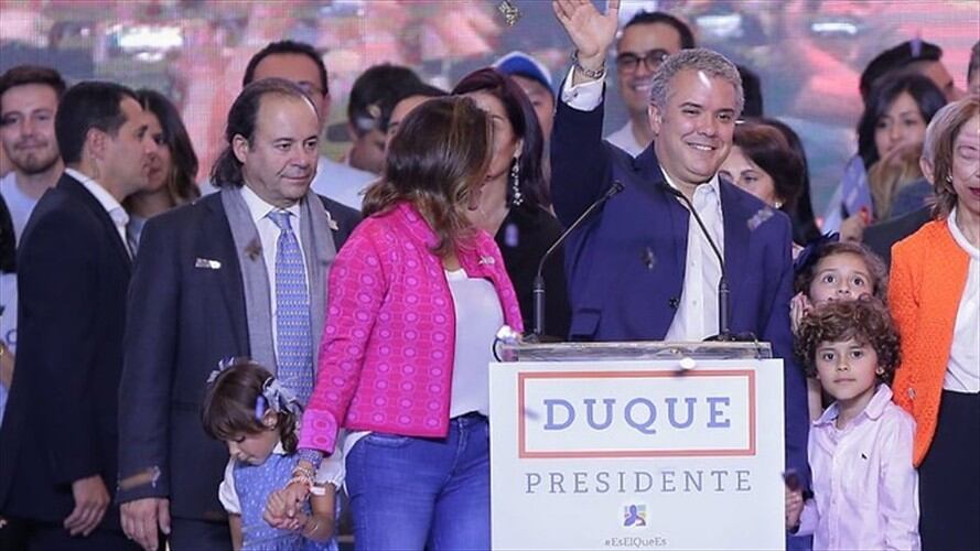 El gerente de campaña de Iván Duque, Luis Guillermo Echeverri (izquierda), escribió un texto en el que hace una defensa del presidente, que cumplió sus primeros 100 días de gobierno. Foto: Colprensa