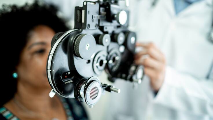 ¿Cómo proteger los ojos de las pantallas del celular?