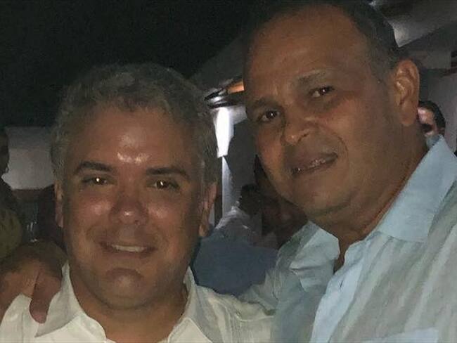 El abrazo entre el Ñeñe Hernández abraza e Iván Duque. Foto: Instagram