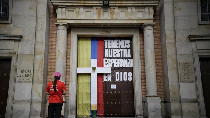 Muchos feligreses esperan que pronto las iglesias reabran, pero que el riesgo de contagio sea mínimo. Foto: Colprensa.