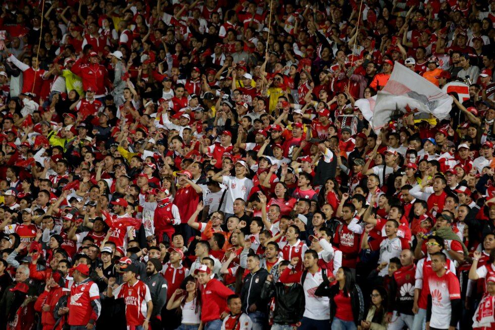 Hinchas de Santa Fe. Foto: Colprensa.