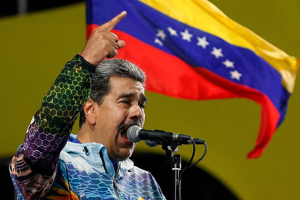 Nicolás Maduro piensa que “asedio” contra Venezuela es una oportunidad para fortalecer la defensa. (Photo by PEDRO MATTEY/AFP via Getty Images)