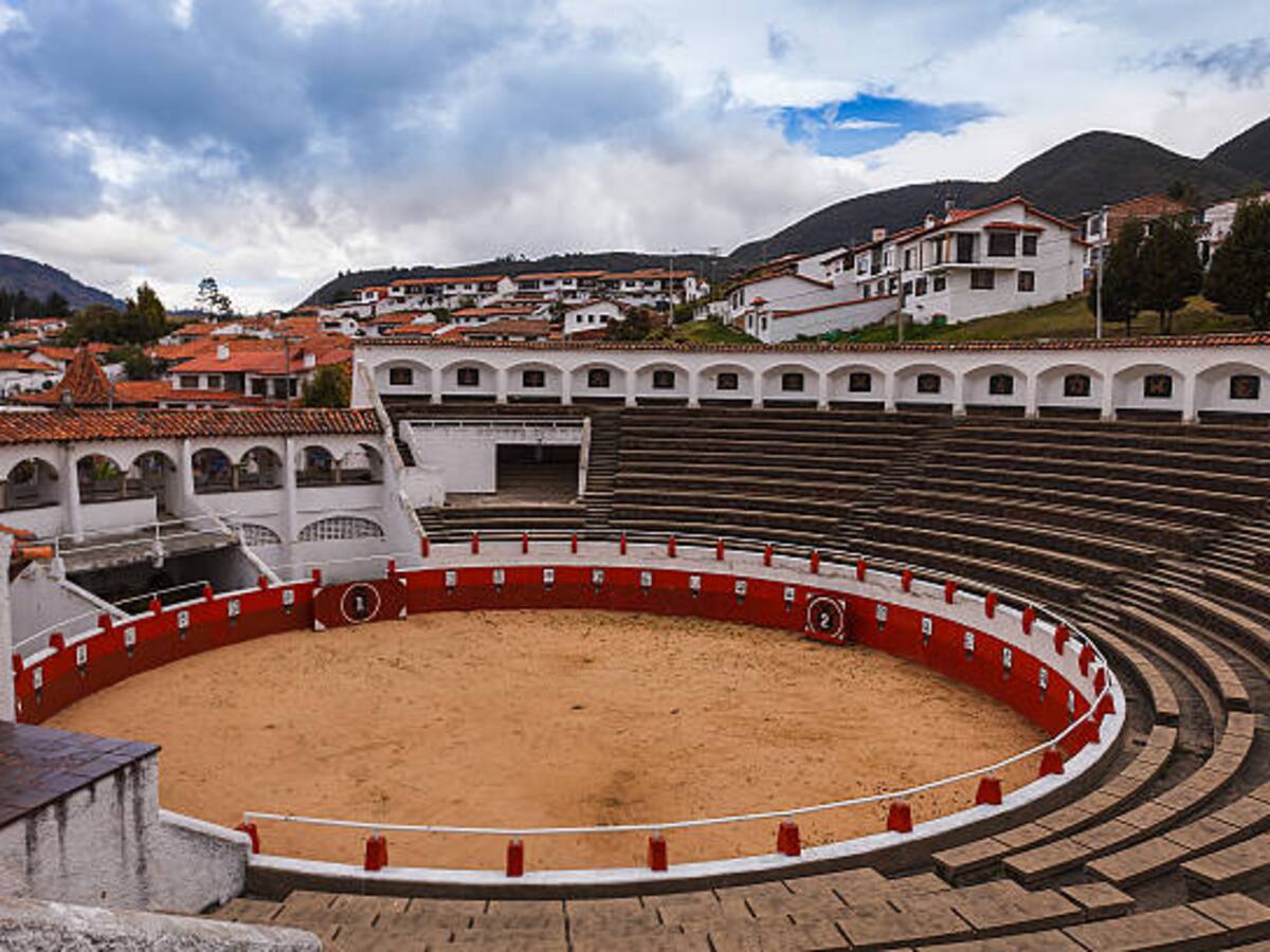 Polémica en Guatavita por remodelación de la Plaza de Toros: ¿Incumplimiento del POT?