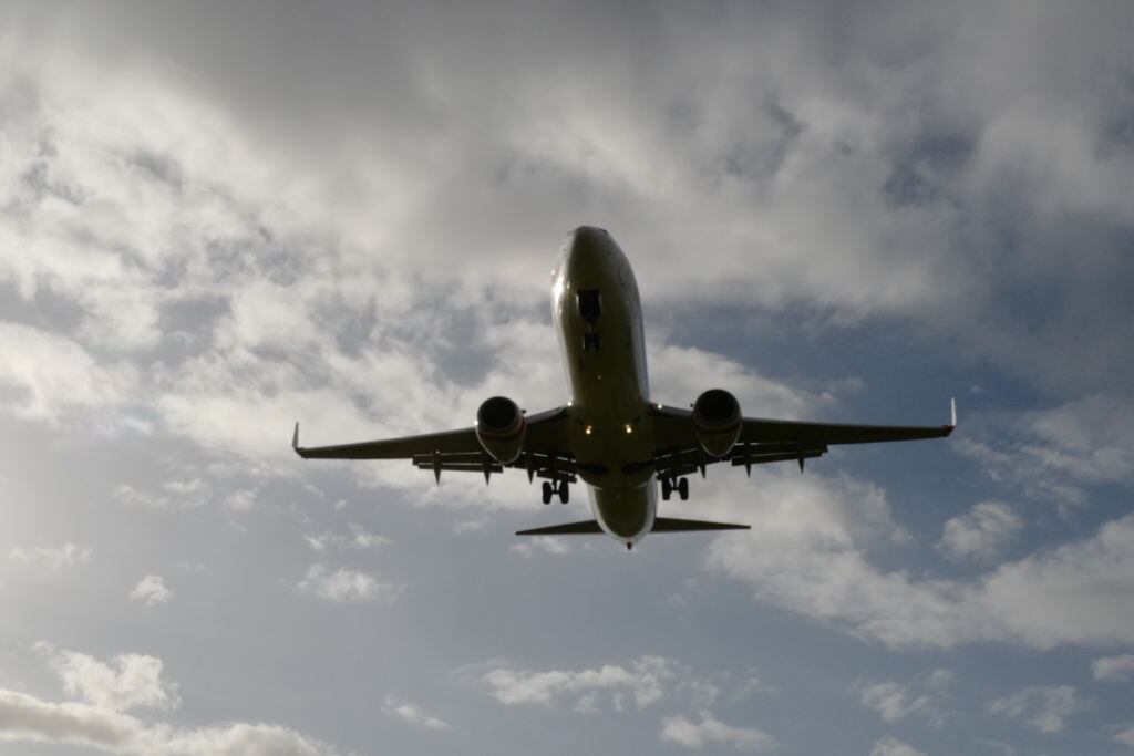 Imagen de referencia de un avión. Foto: James D. Morgan / Getty Images