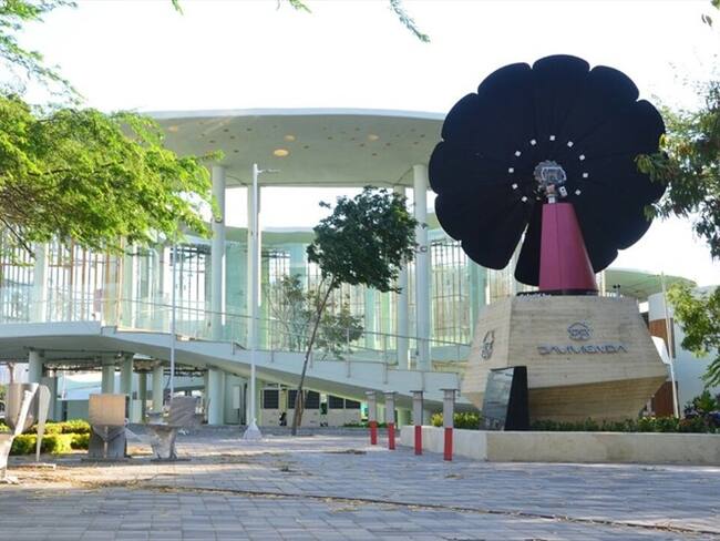 Contraloría advierte falta de avance en obras de Megabiblioteca de Santa Marta