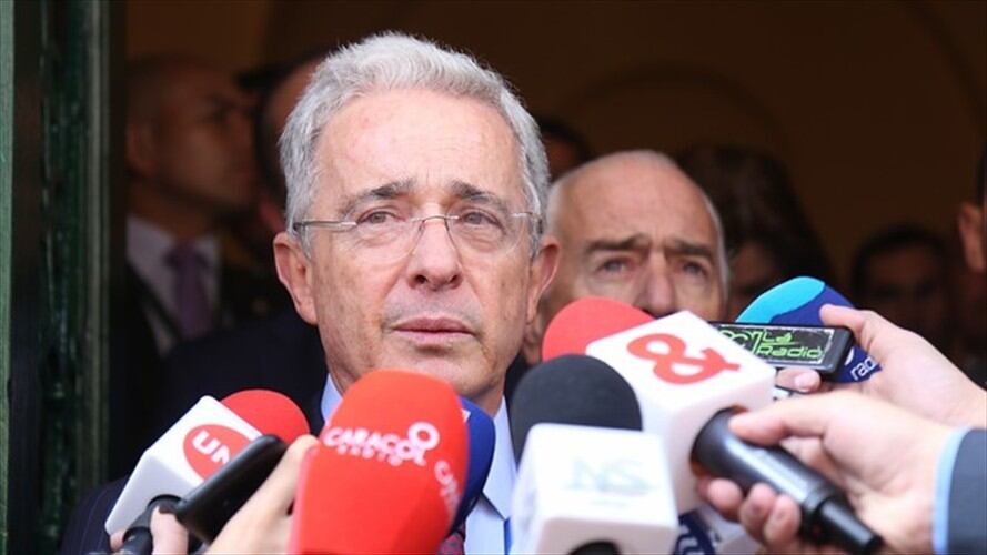 Explicaciones de la Corte sobre interceptaciones son desconcertantes: defensa de Uribe. Foto: Colprensa