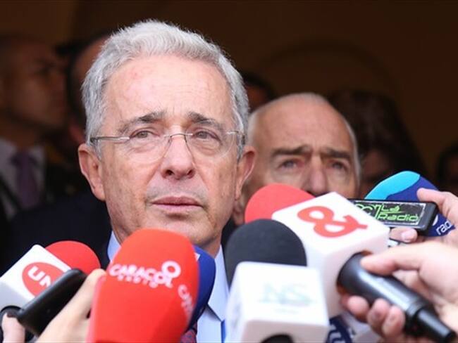 Explicaciones de la Corte sobre interceptaciones son desconcertantes: defensa de Uribe. Foto: Colprensa