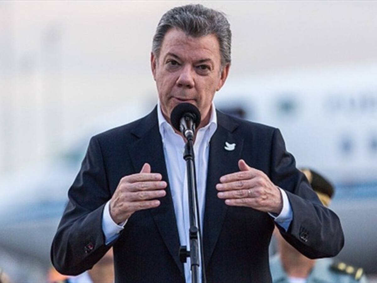 Crean beca con el nombre del presidente Juan Manuel Santos