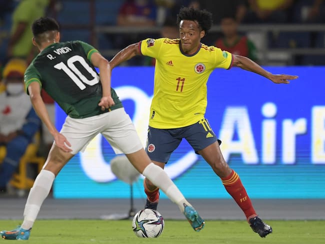 Juan Guillermo Cuadrado ante Bolivia en las Eliminatorias Qatar 2022 (Photo by RAUL ARBOLEDA/AFP via Getty Images)