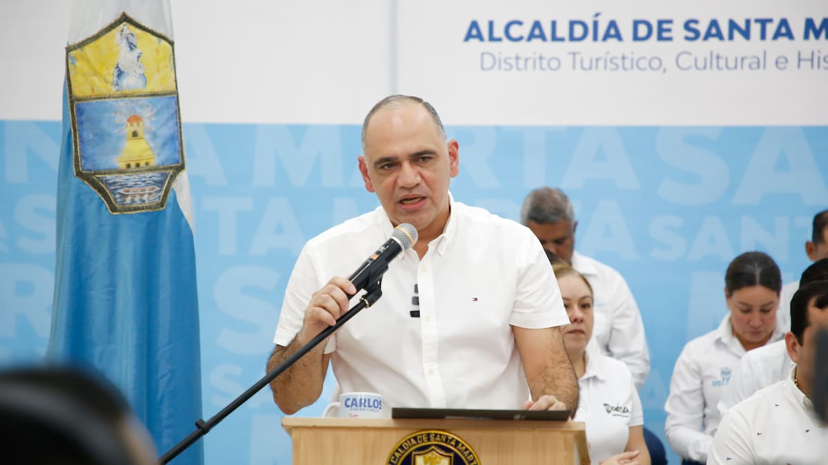Denuncian al alcalde de Santa Marta por presuntos nexos con el paramilitarismo