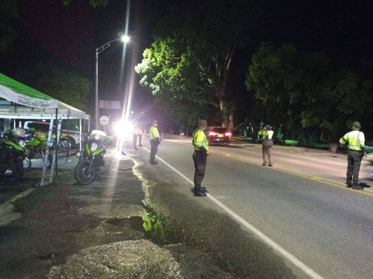 Policía Metropolitana garantiza la movilidad en la vía Santa Marta- Barranquilla