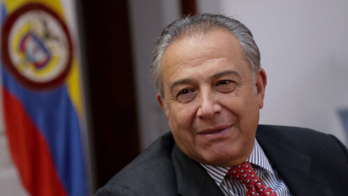 Gral. (r) Naranjo analiza atentado contra Miguel Uribe: “presunto sicario no tenía plan de escape”