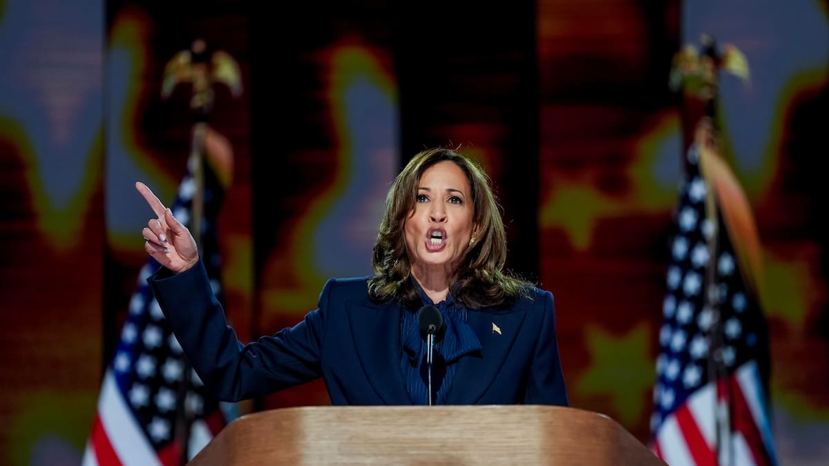 Vicepresidenta Harris hace advertencia por situación política en Venezuela
