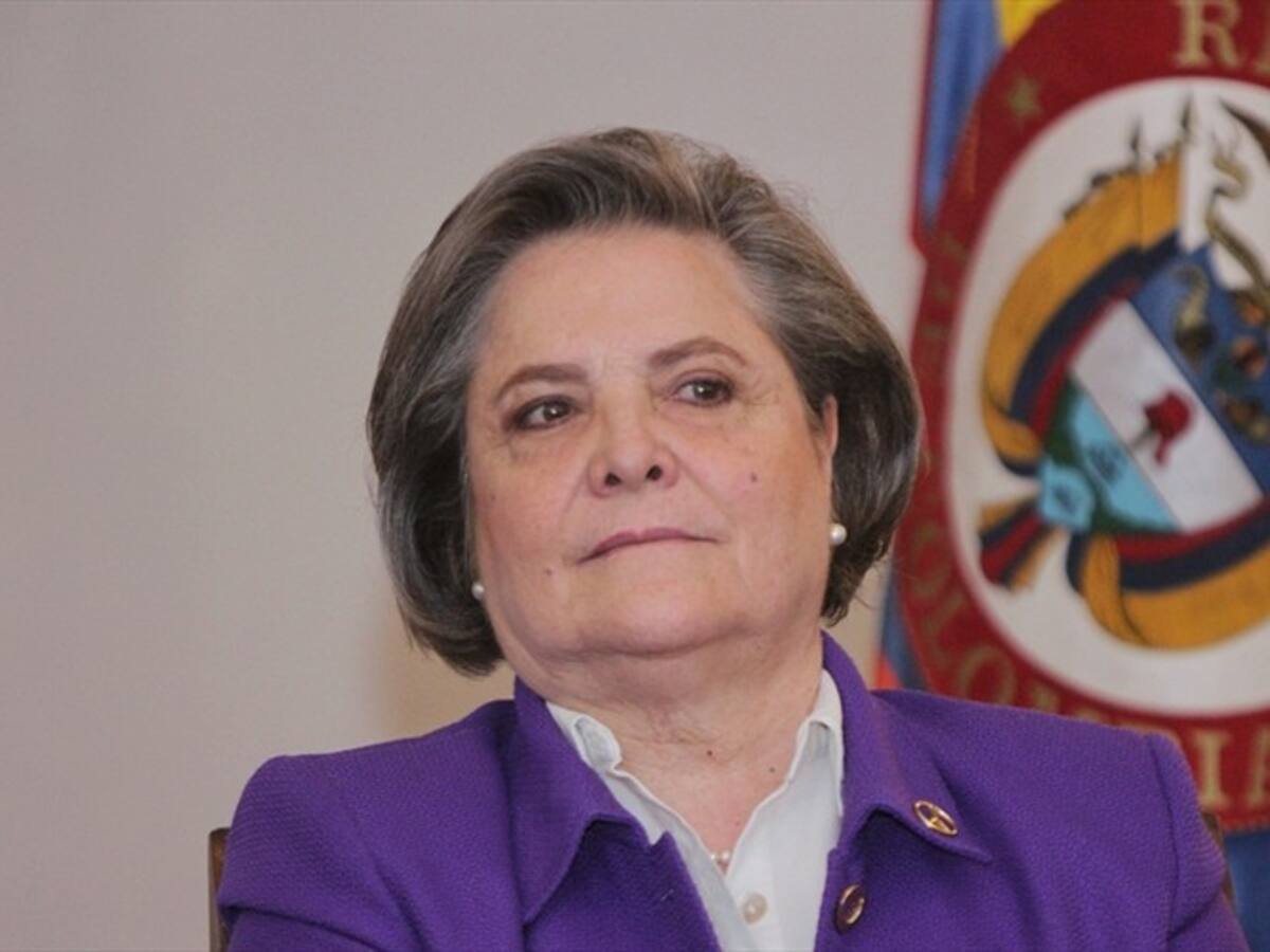 Me siento aporreada pero tranquila: Clara López