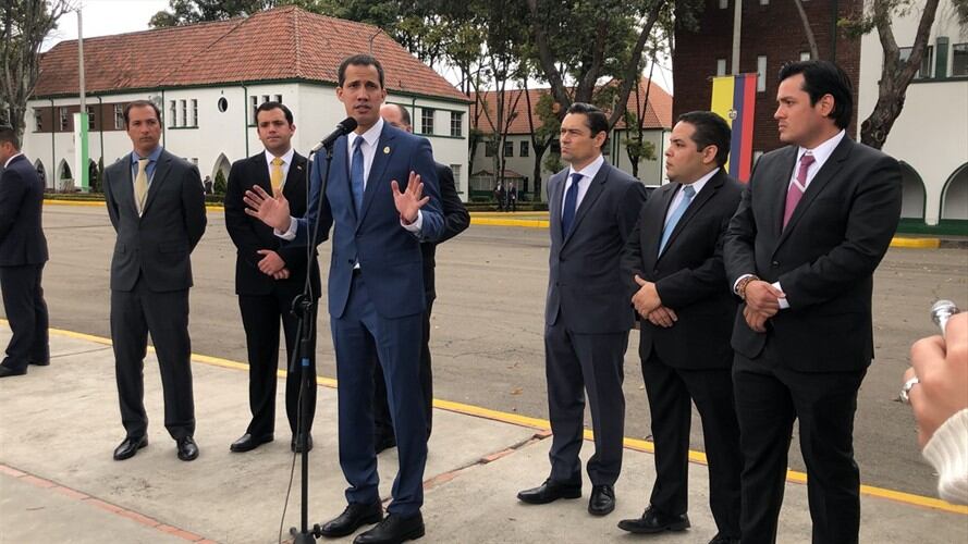 Juan Guaidó denunció que Petro habría sido financiado con dineros ilícitos. Foto: W Radio.