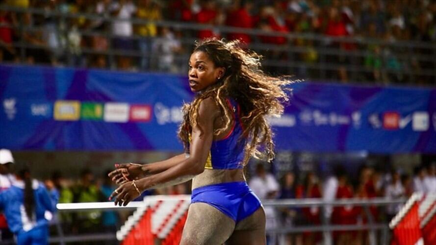 Catherine Ibarguen clasifica a la final del salto triple. Foto: Colprensa