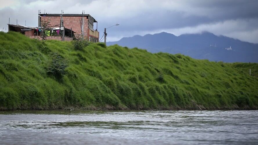 El exalcalde deberá responder por los delitos de contrato sin cumplimiento de requisitos legales, daño en los recursos naturales y contaminación ambiental. Foto: Colprensa